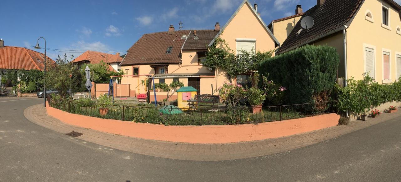 Ferienwohnung Südpfalzblick Burrweiler Exterior foto